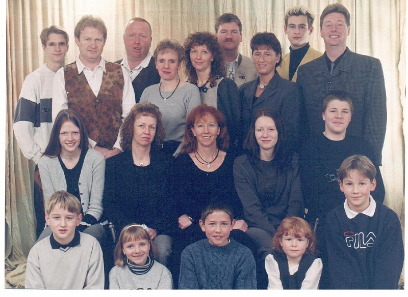 GH 001.jpg - Familienfoto 2000